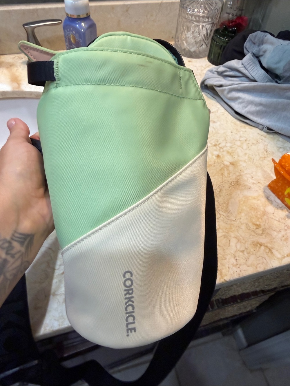 Corkcicle Mint Green & White Diagonal Bottle Sling